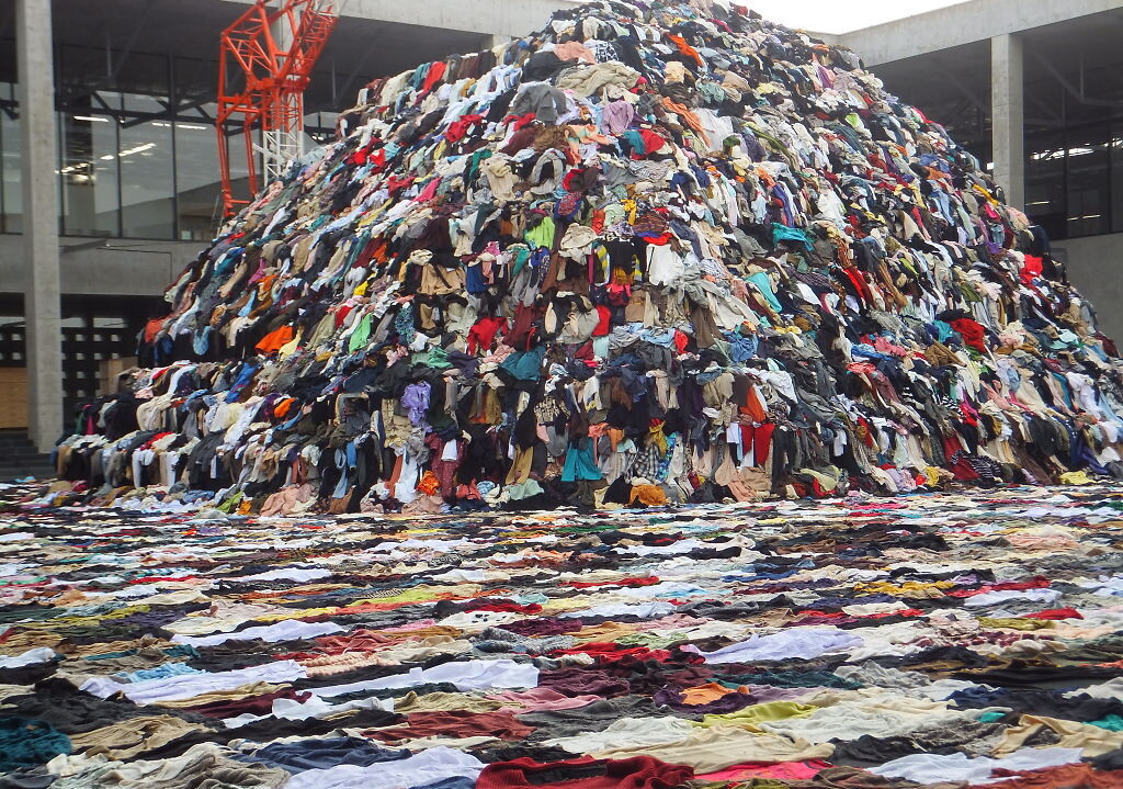 Japan clothes waste